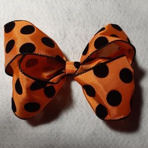 Bows,wreaths,headbands and earring